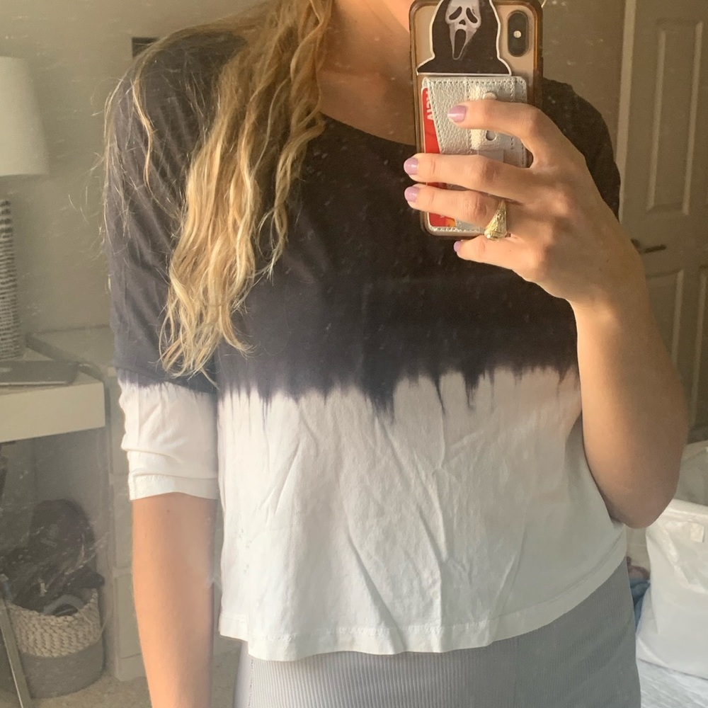 Cute dual color h&m crop top